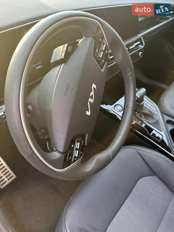 Позашляховик / Кросовер Kia Niro 2023 в Запоріжжі