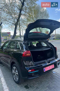 Внедорожник / Кроссовер Kia Niro 2021 в 
