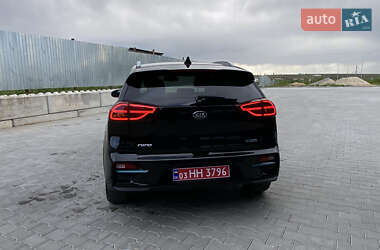 Позашляховик / Кросовер Kia Niro 2021 в 