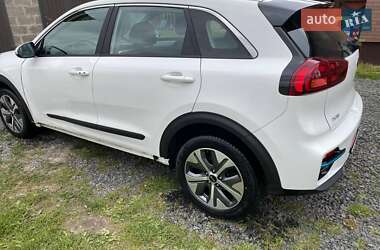 Внедорожник / Кроссовер Kia Niro 2021 в 