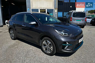 Внедорожник / Кроссовер Kia Niro 2020 в Киеве
