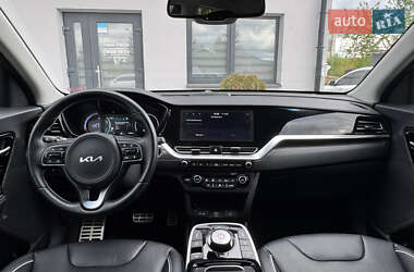 Внедорожник / Кроссовер Kia Niro 2022 в 