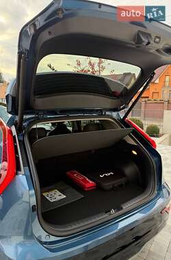 Внедорожник / Кроссовер Kia Niro 2023 в 