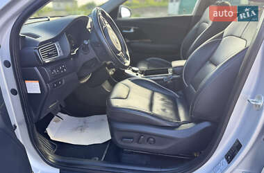 Внедорожник / Кроссовер Kia Niro 2019 в 