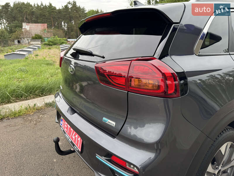 Позашляховик / Кросовер Kia Niro 2020 в Дубні