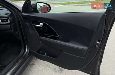 Внедорожник / Кроссовер Kia Niro 2020 в 
