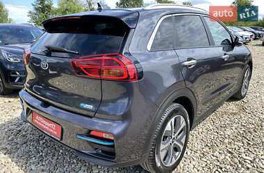 Позашляховик / Кросовер Kia Niro 2021 в 