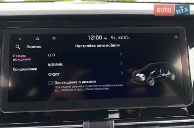 Позашляховик / Кросовер Kia Niro 2021 в 