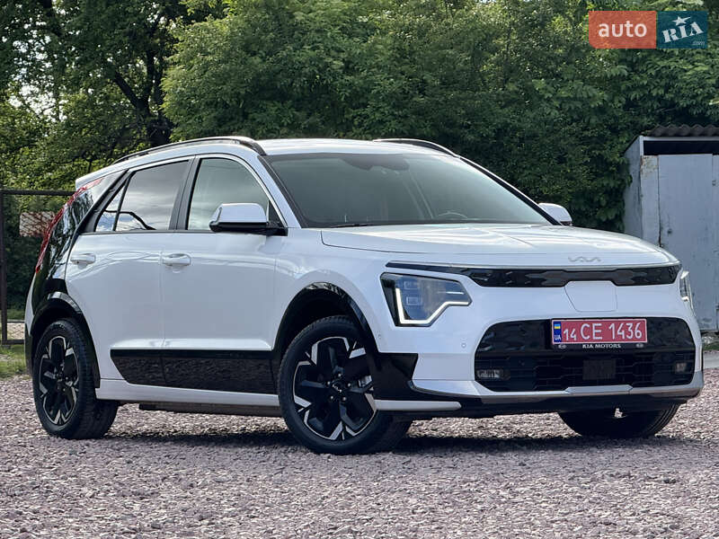 Позашляховик / Кросовер Kia Niro 2023 в Дрогобичі