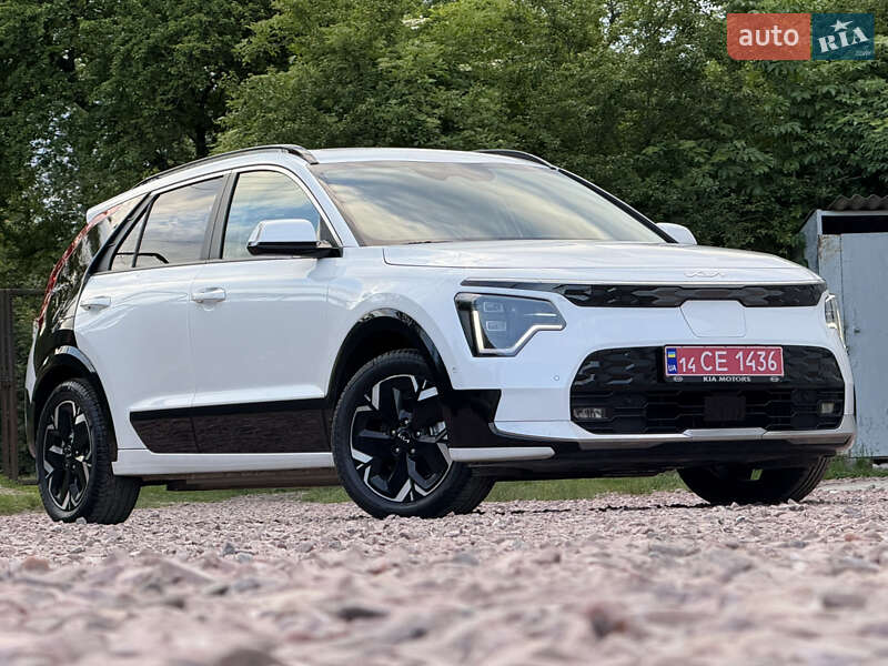 Позашляховик / Кросовер Kia Niro 2023 в Дрогобичі