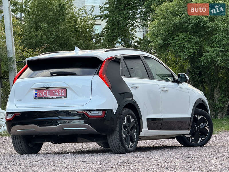 Позашляховик / Кросовер Kia Niro 2023 в Дрогобичі