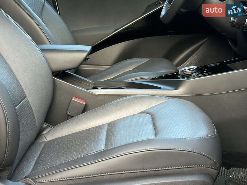 Позашляховик / Кросовер Kia Niro 2023 в Дрогобичі
