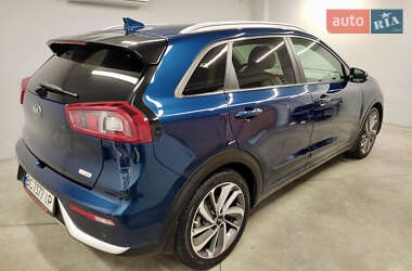 Позашляховик / Кросовер Kia Niro 2017 в Львові
