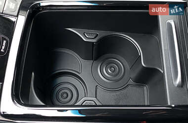 Внедорожник / Кроссовер Kia Niro 2021 в 