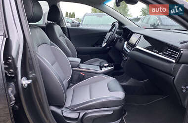 Внедорожник / Кроссовер Kia Niro 2021 в 