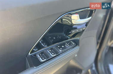 Внедорожник / Кроссовер Kia Niro 2019 в 