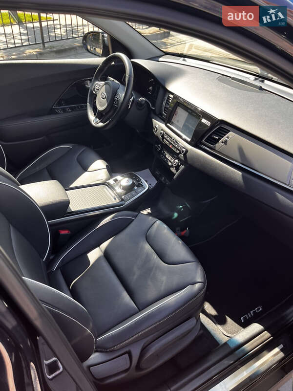 Позашляховик / Кросовер Kia Niro 2019 в Житомирі