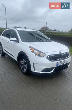 Позашляховик / Кросовер Kia Niro 2019 в Рудки