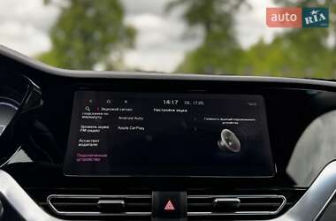 Внедорожник / Кроссовер Kia Niro 2021 в 