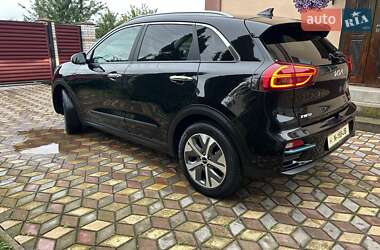 Внедорожник / Кроссовер Kia Niro 2022 в 