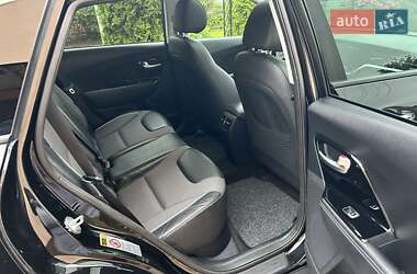 Внедорожник / Кроссовер Kia Niro 2022 в 