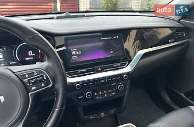 Внедорожник / Кроссовер Kia Niro 2022 в 