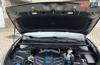 Внедорожник / Кроссовер Kia Niro 2021 в 