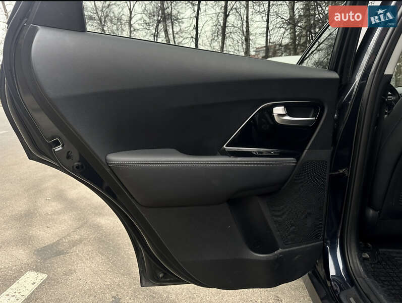 Внедорожник / Кроссовер Kia Niro 2019 в Тернополе