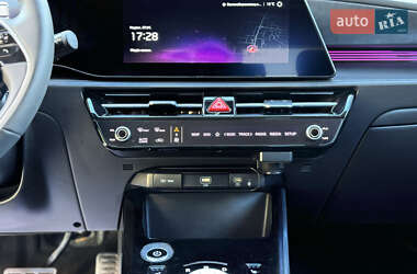 Внедорожник / Кроссовер Kia Niro 2023 в 