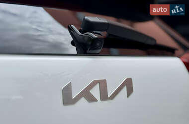 Внедорожник / Кроссовер Kia Niro 2021 в 
