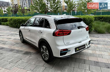 Внедорожник / Кроссовер Kia Niro 2021 в 