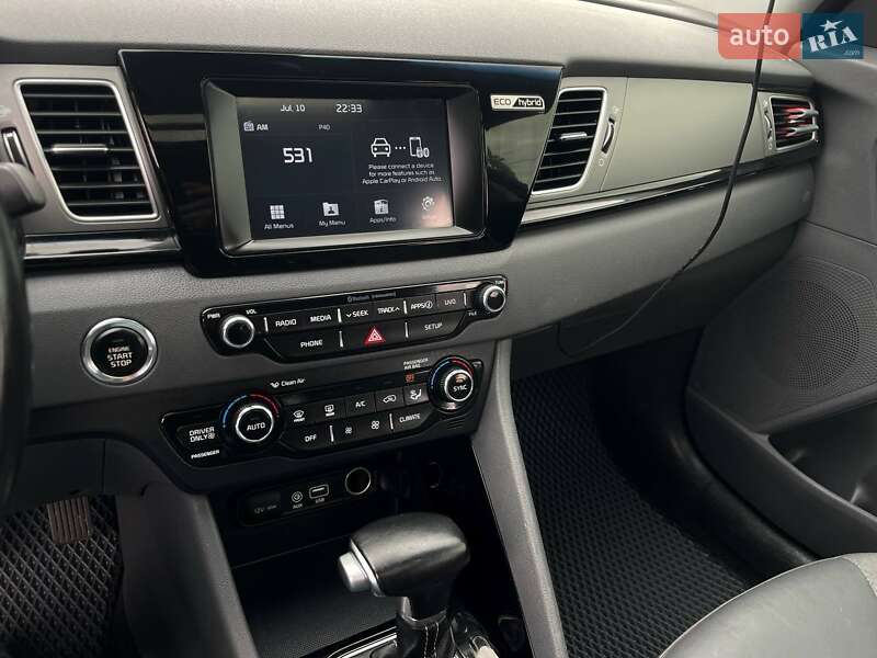 Внедорожник / Кроссовер Kia Niro 2017 в Одессе