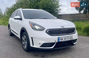 Внедорожник / Кроссовер Kia Niro 2017 в 