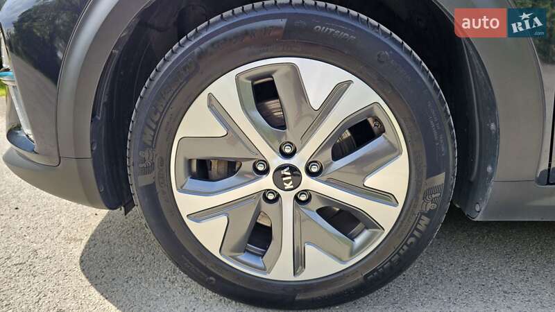 Внедорожник / Кроссовер Kia Niro 2020 в Ужгороде