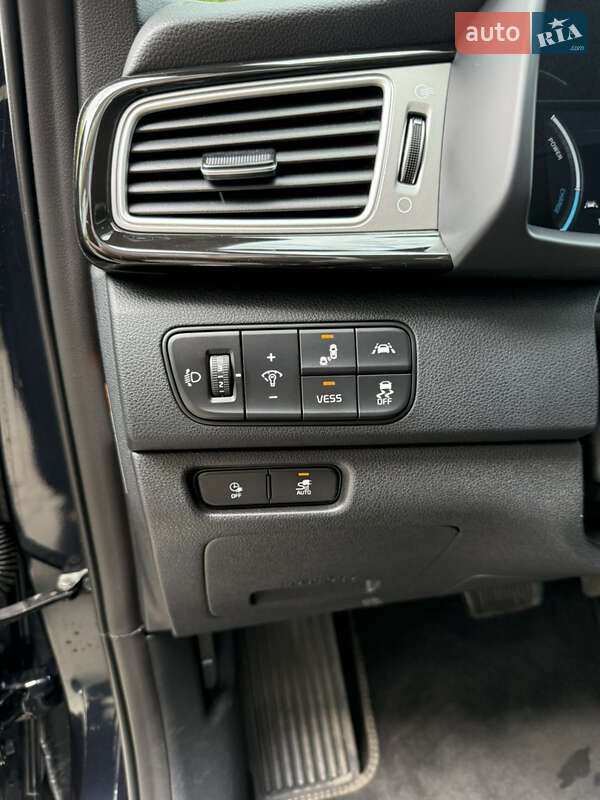 Позашляховик / Кросовер Kia Niro 2019 в Ужгороді фото 6 Позашляховик / Кросовер Kia Niro 2019 в Ужгороді