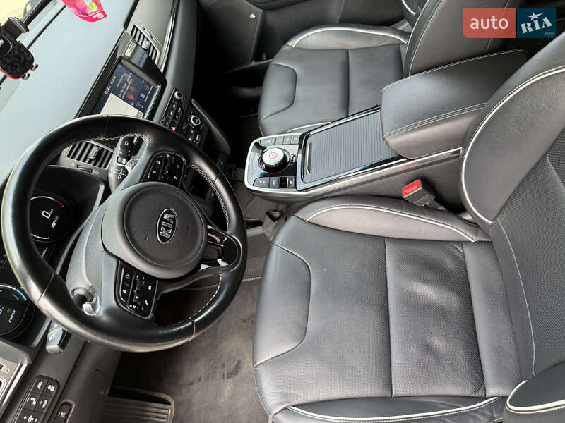 Позашляховик / Кросовер Kia Niro 2019 в Ужгороді фото 8 Позашляховик / Кросовер Kia Niro 2019 в Ужгороді