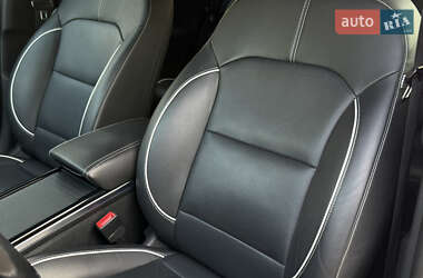 Внедорожник / Кроссовер Kia Niro 2021 в 