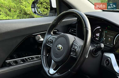 Внедорожник / Кроссовер Kia Niro 2021 в 
