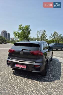 Внедорожник / Кроссовер Kia Niro 2020 в 