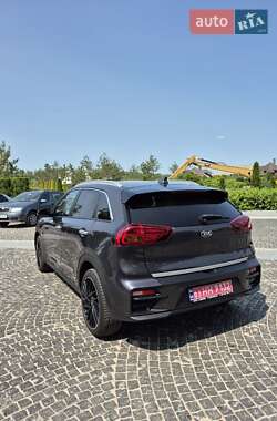 Внедорожник / Кроссовер Kia Niro 2020 в 