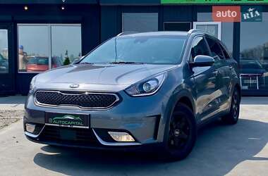 Позашляховик / Кросовер Kia Niro 2017 в Києві