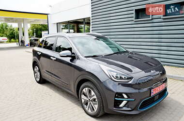 Позашляховик / Кросовер Kia Niro 2020 в 
