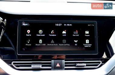 Позашляховик / Кросовер Kia Niro 2020 в 