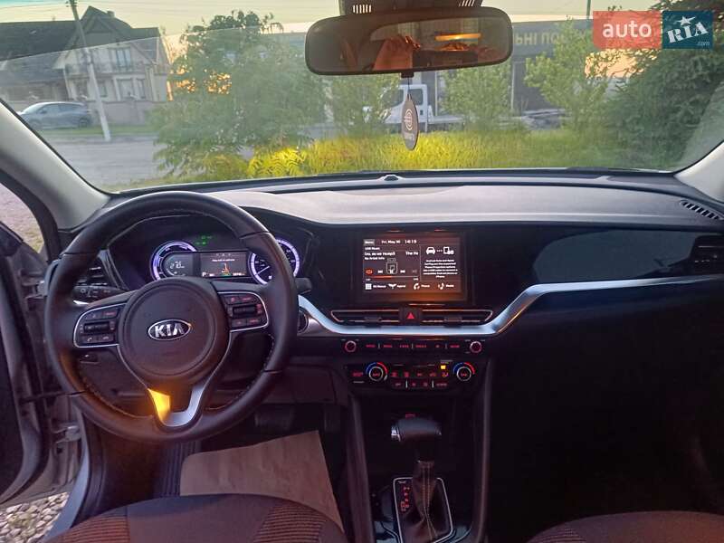 Внедорожник / Кроссовер Kia Niro 2020 в Черновцах фото 13 Внедорожник / Кроссовер Kia Niro 2020 в Черновцах