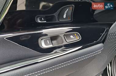 Позашляховик / Кросовер Kia Niro 2021 в 
