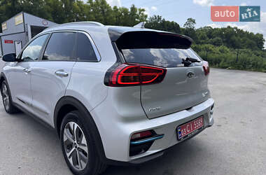 Позашляховик / Кросовер Kia Niro 2021 в 