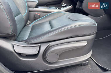 Позашляховик / Кросовер Kia Niro 2021 в 