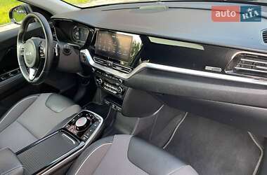 Позашляховик / Кросовер Kia Niro 2021 в 