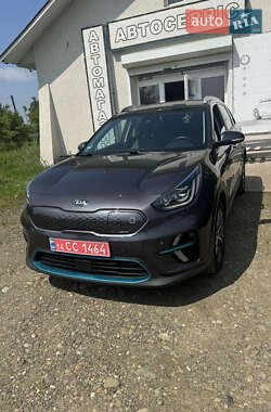 Внедорожник / Кроссовер Kia Niro 2020 в Черновцах