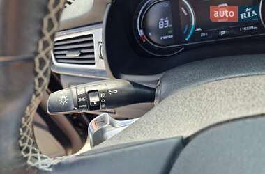 Внедорожник / Кроссовер Kia Niro 2020 в 
